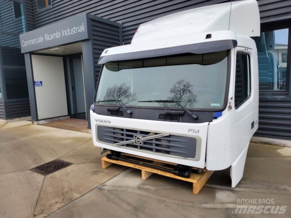 Volvo FL Kabiny a interiér