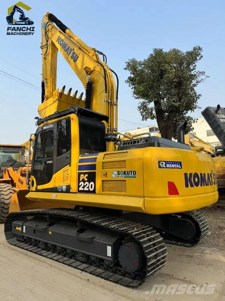 Komatsu PC 220 LC Pásová rýpadla