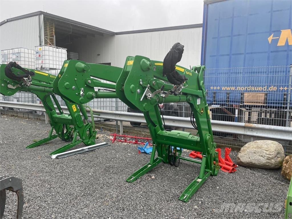 John Deere 643R Čelní nakladače a rypadla