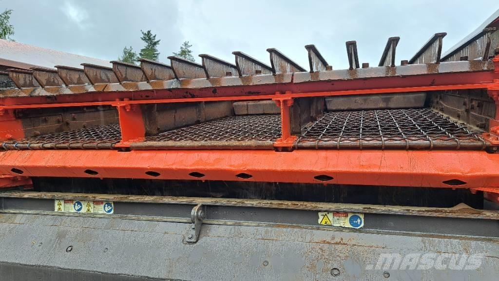 Sandvik QE 141 Mobilní třídiče