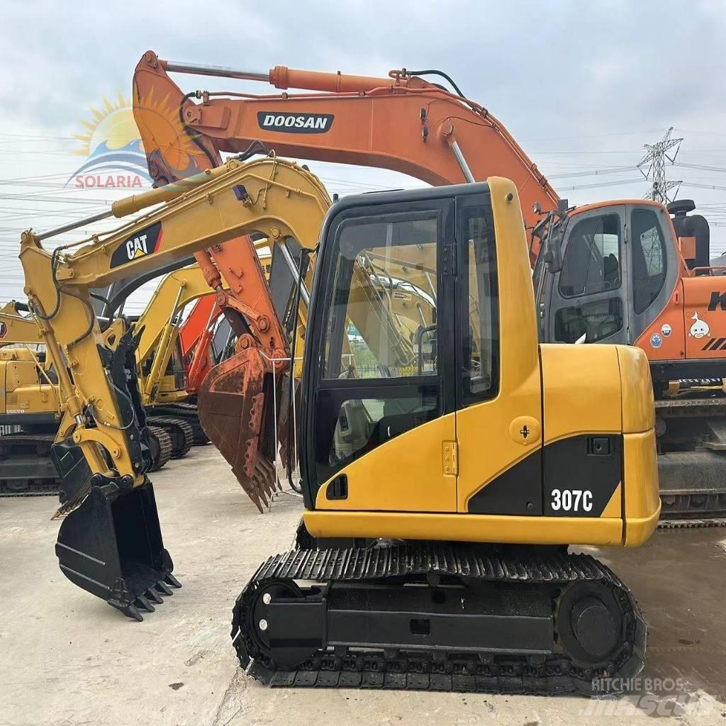 CAT 307 C Mini rýpadla < 7t