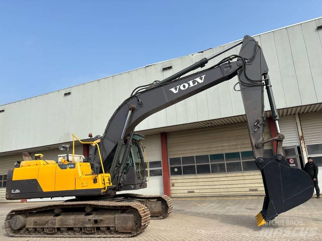Volvo EC 220 DL Pásová rýpadla