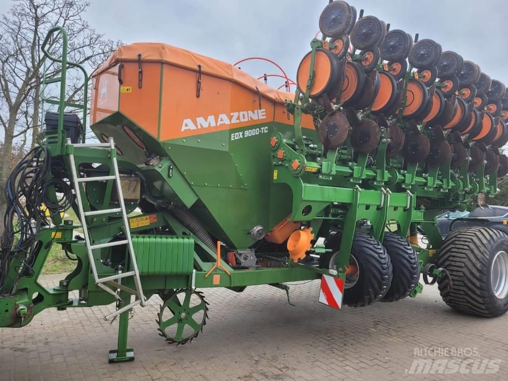 Amazone EDX 9000-TC Mechanické secí stroje