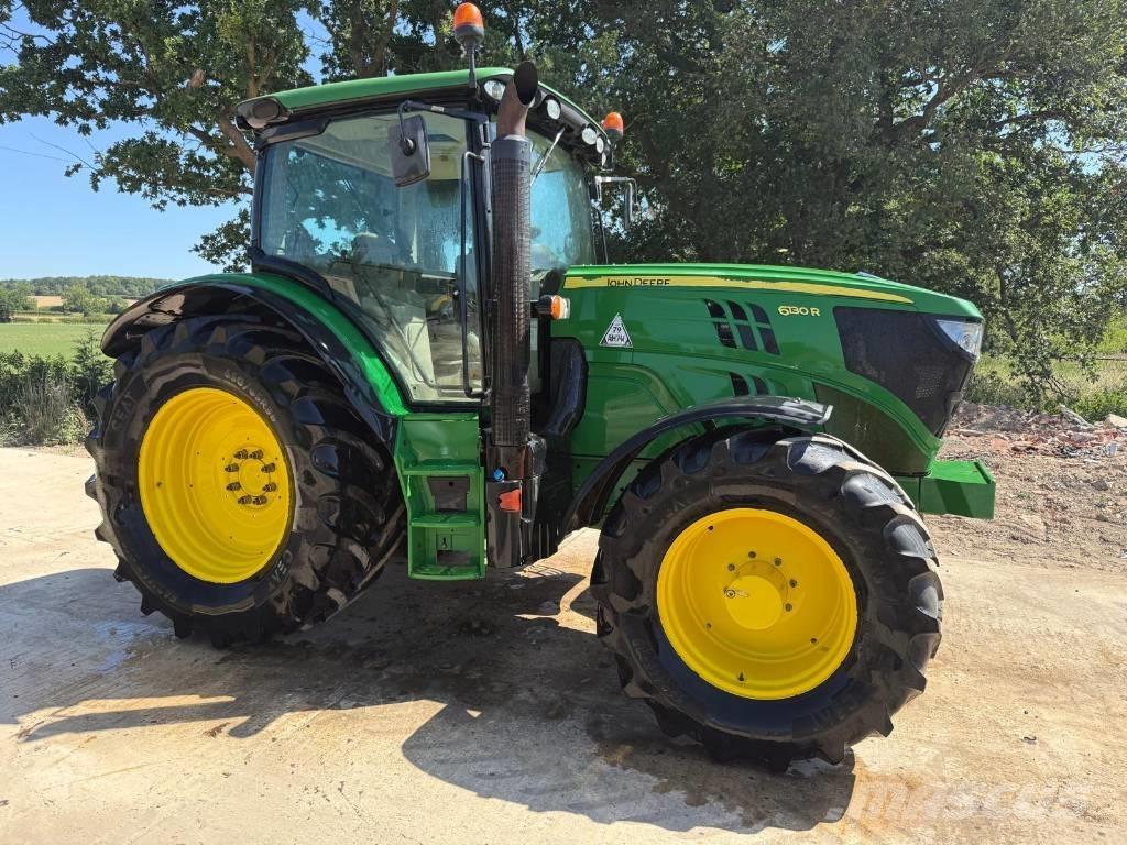 John Deere 6130 R Traktory