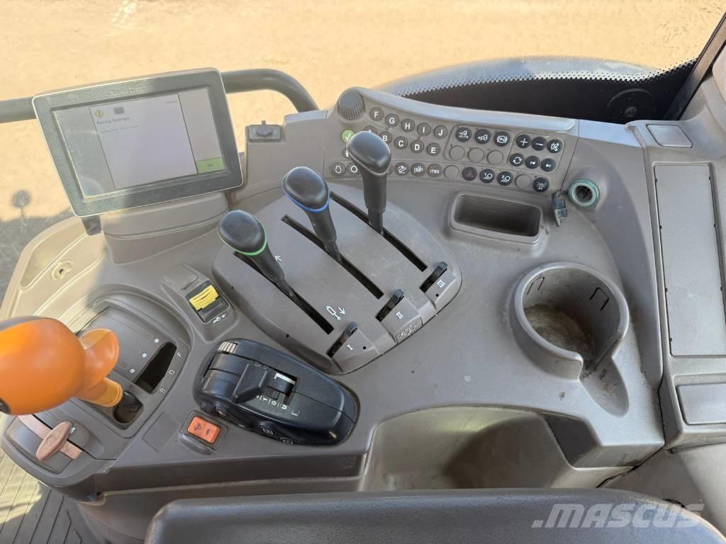 John Deere 6130 R Traktory