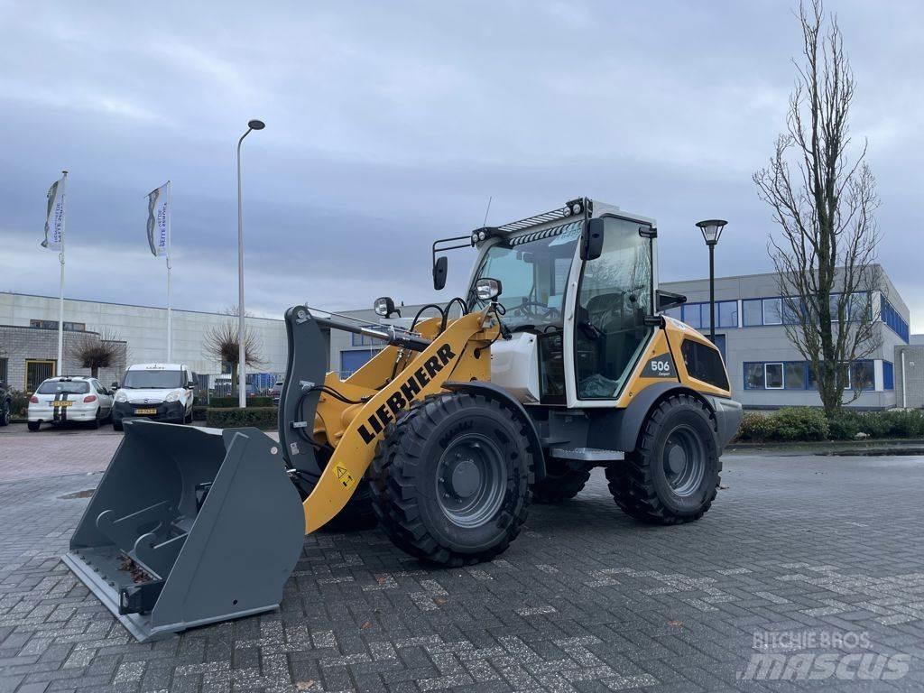 Liebherr L506C Kolové nakladače