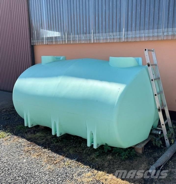 Tank Master 6000 Kontejnerové nádrže