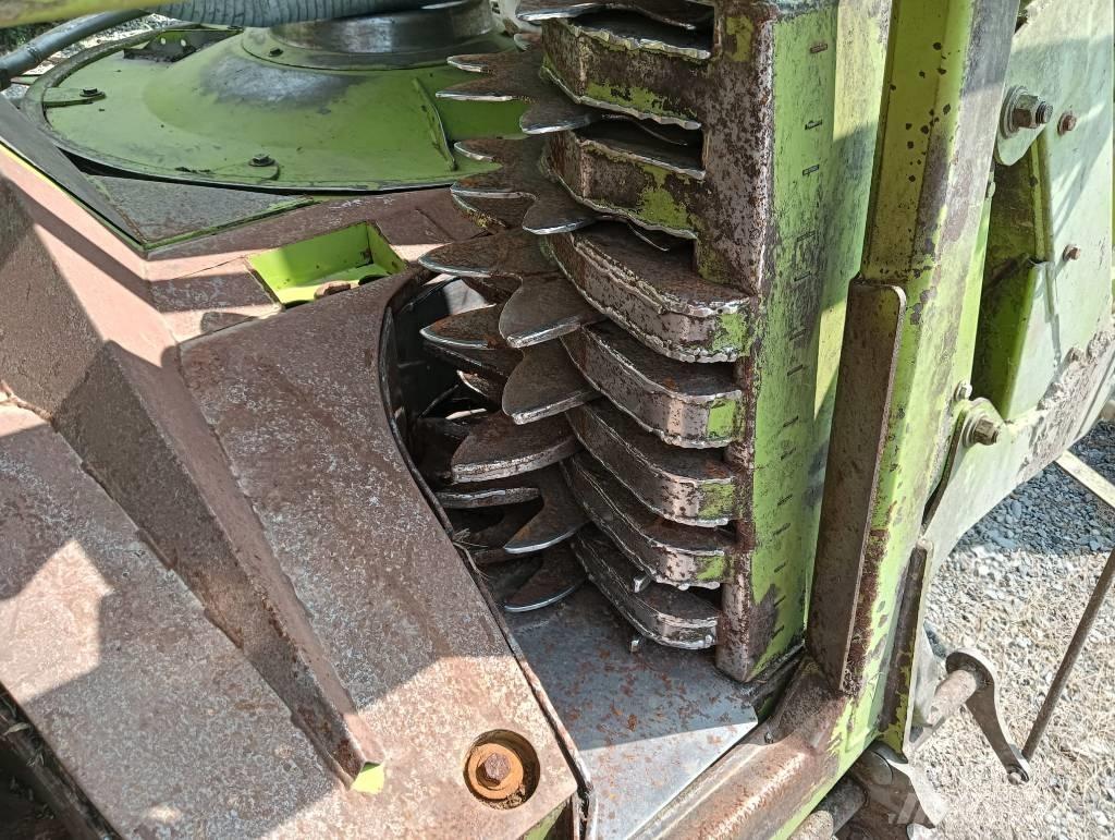 CLAAS Orbis 600 Samojízdné sekačky