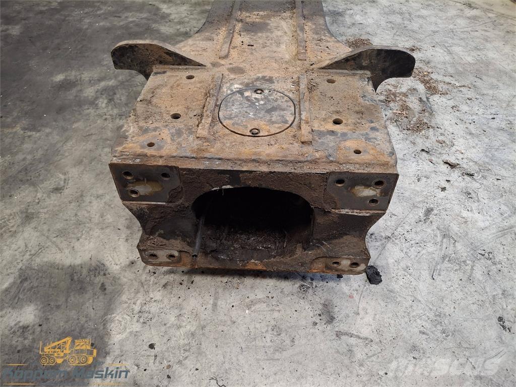 Komatsu 845 Další komponenty