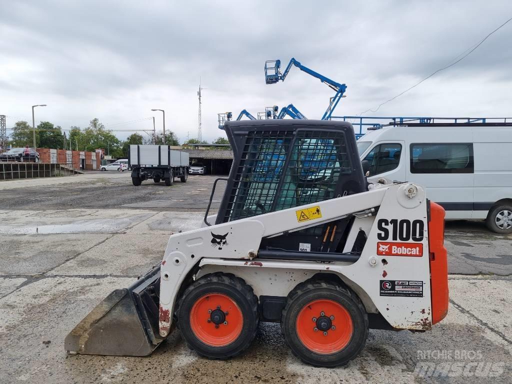 Bobcat S 100 Smykem řízené nakladače