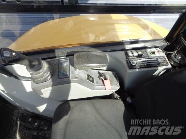 CAT 302.7 D Mini rýpadla < 7t