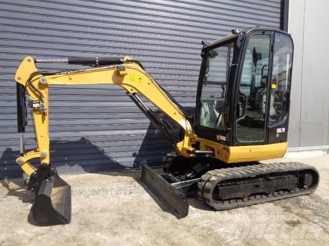 CAT 302.7 D Mini rýpadla < 7t