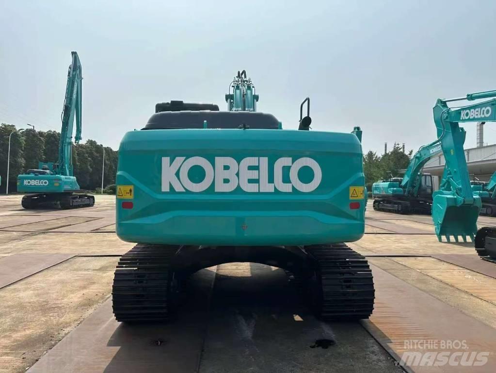 Kobelco SK 210 D Pásová rýpadla