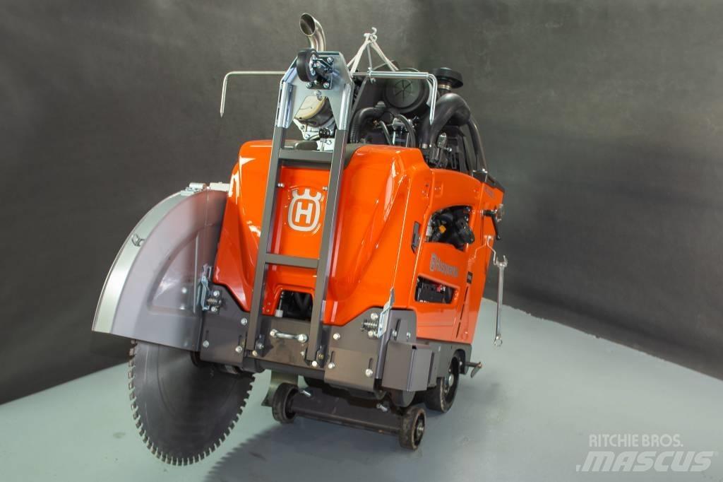 Husqvarna FS5000D Pily na beton a kámen