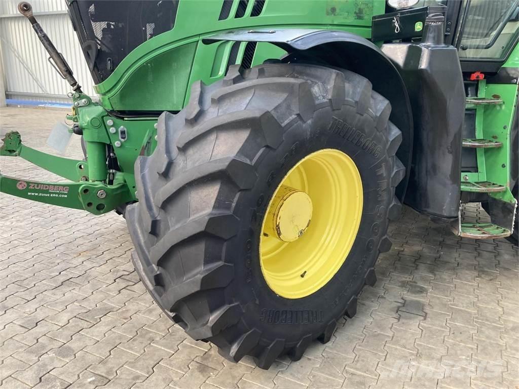 John Deere 6190R Traktory