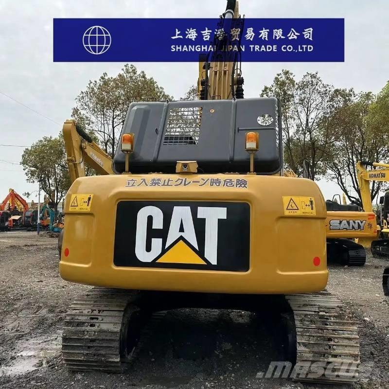 CAT 323 D Pásová rýpadla