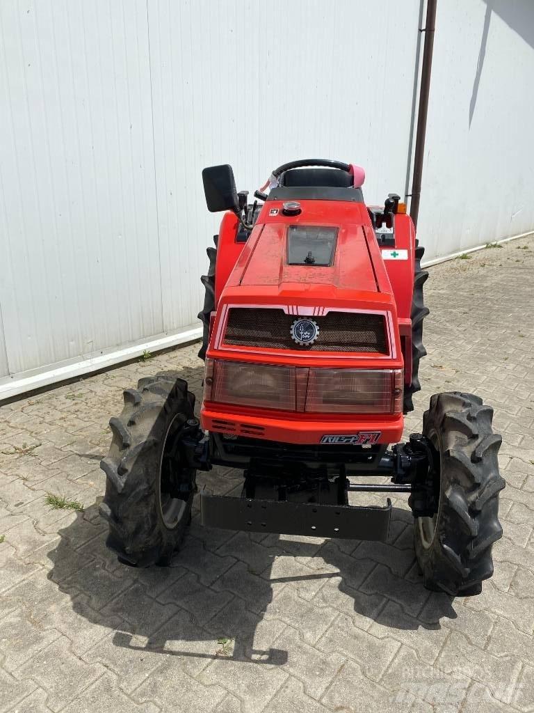 Mitsubishi MT20 Kompaktní traktory