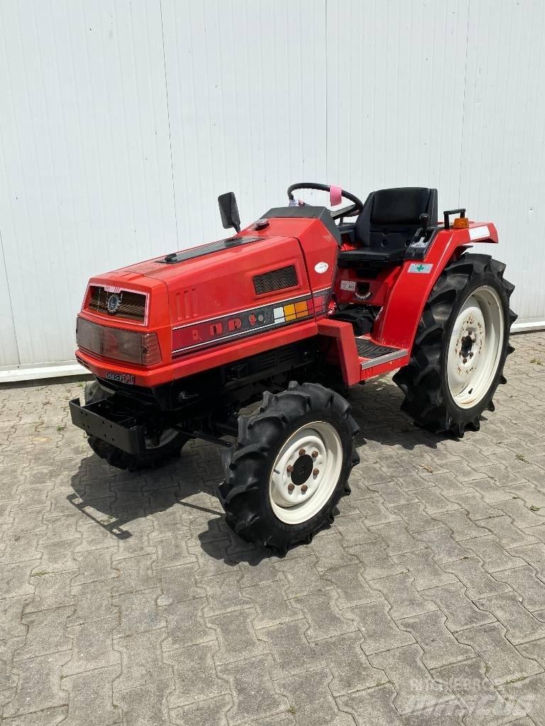 Mitsubishi MT20 Kompaktní traktory