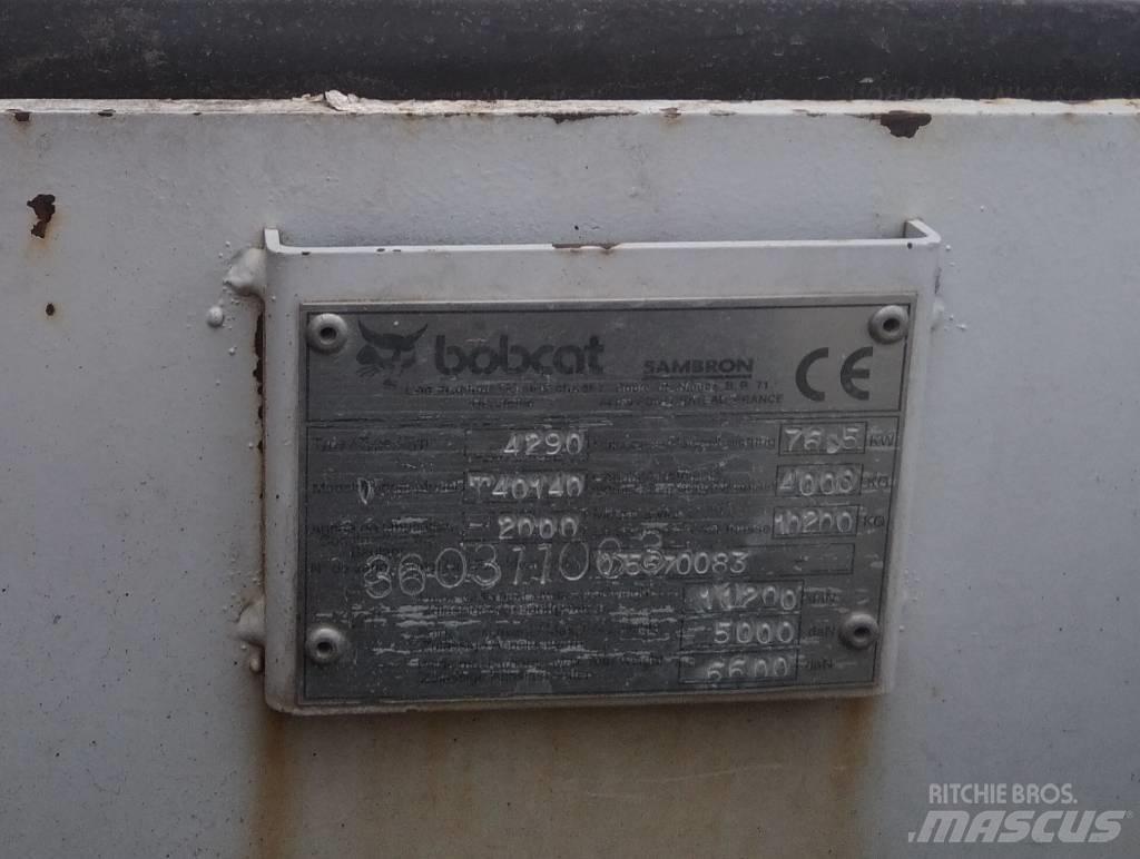 Bobcat T 40140 Horizontální vrtací zařízení
