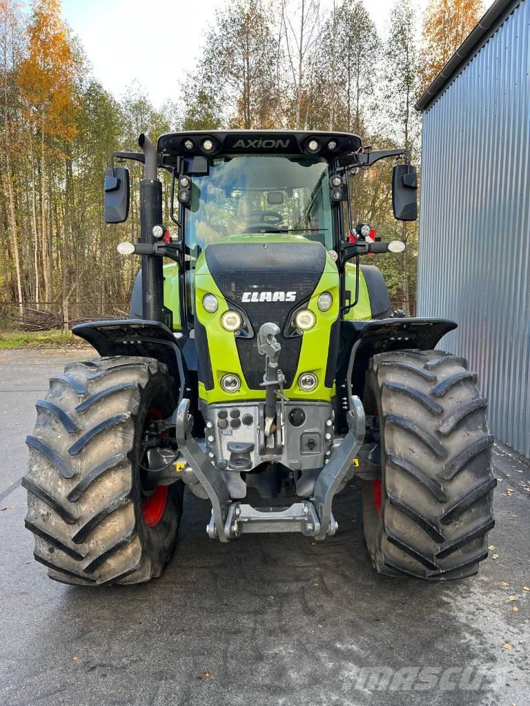 CLAAS Axion 870 Traktory