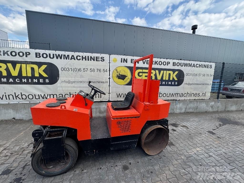 CASE Vibromax 152k Tahačové válce