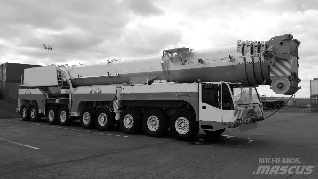 Demag AC 700 SSL Univerzální terénní jeřáby