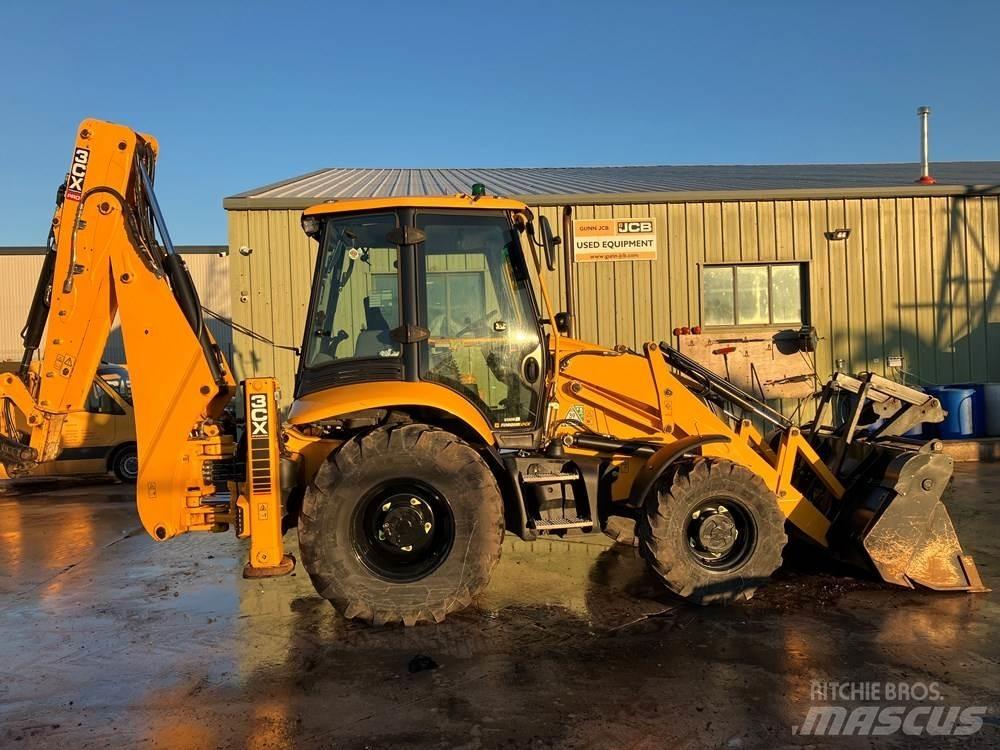 JCB 3CX Rýpadlo-nakladače