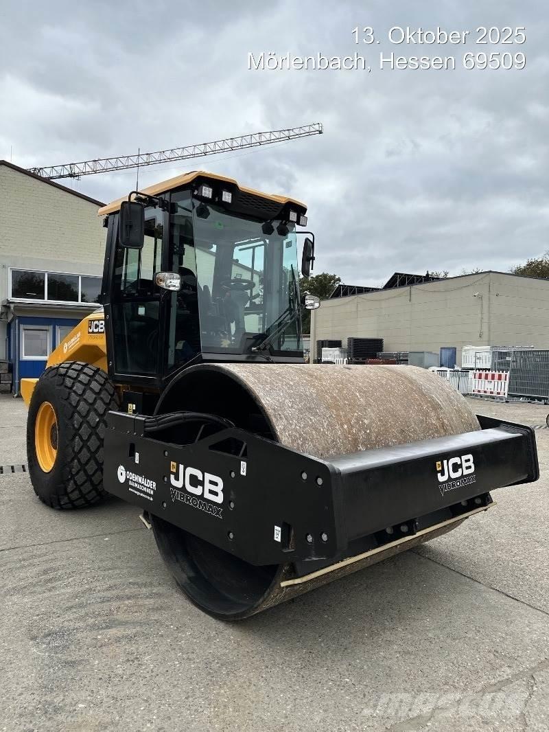 JCB VM118D Válce