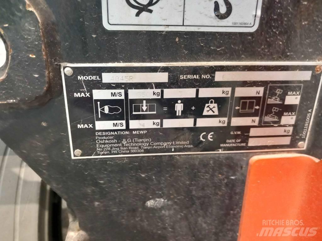 JLG 4045R Nůžková zvedací plošina