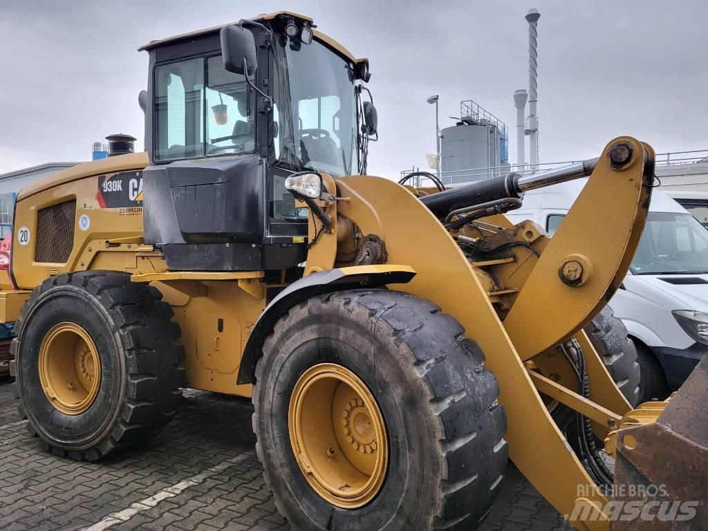 CAT 930 K Kolové nakladače