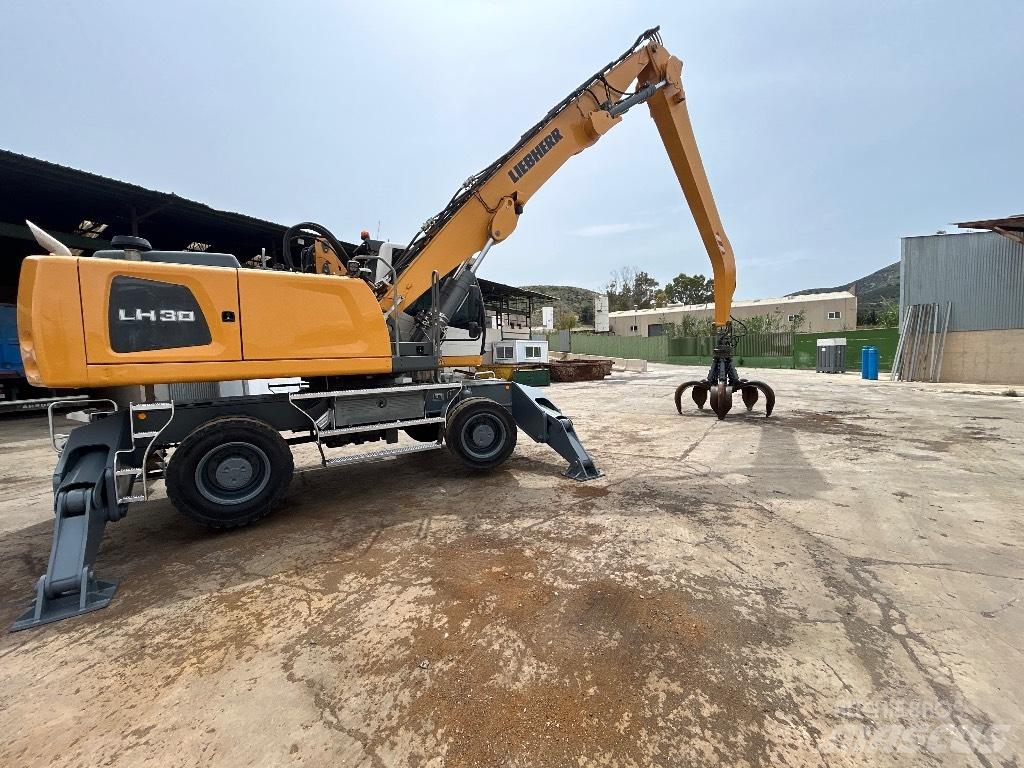 Liebherr Lh30 Stroje pro manipulaci s odpadem