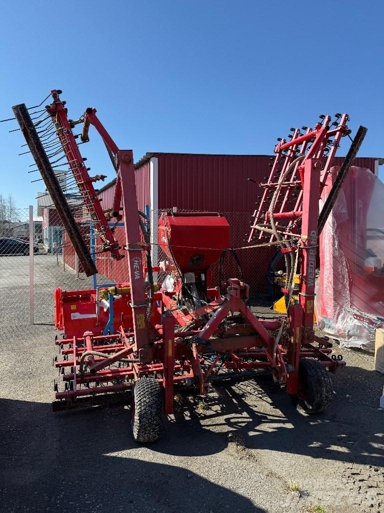 He-Va Seed Weeder Mechanické secí stroje