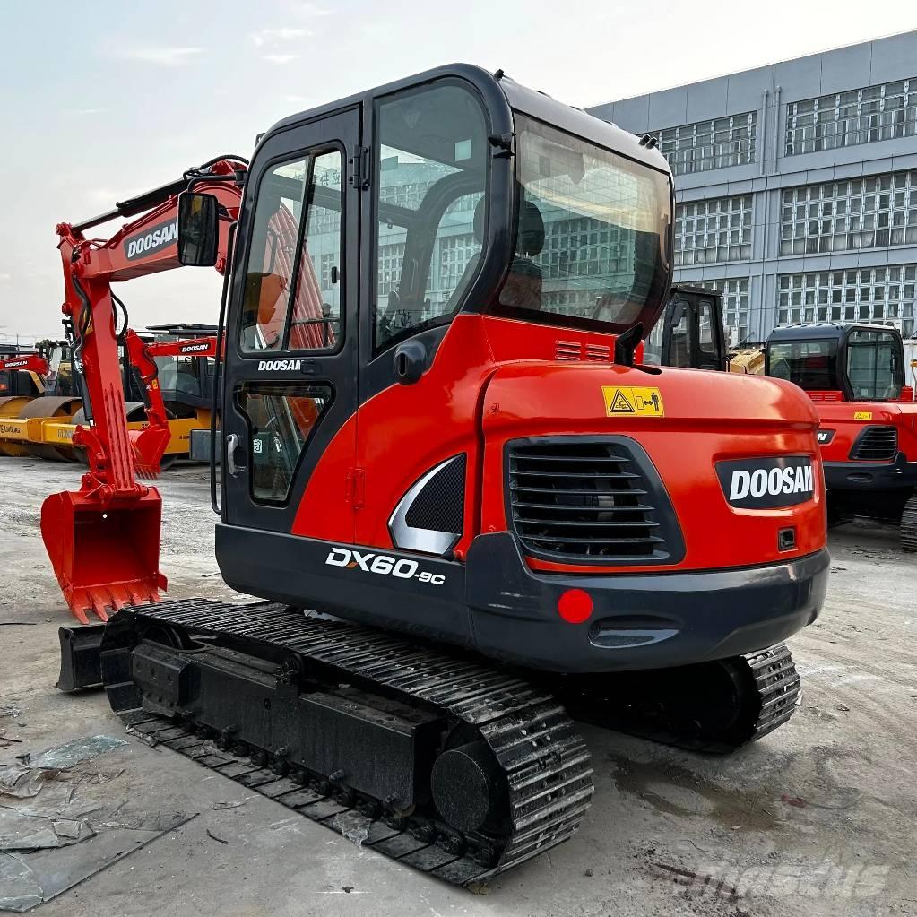 Doosan DX60-9C Mini rýpadla < 7t