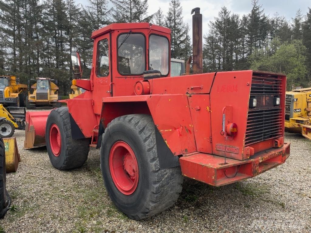 Hanomag 44C Kolové nakladače