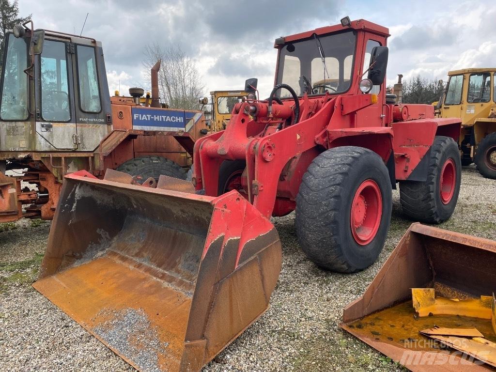 Hanomag 44C Kolové nakladače