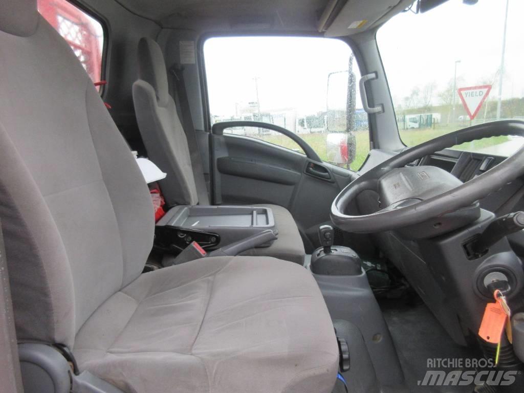 Isuzu N 75.190 Valník s navijákem