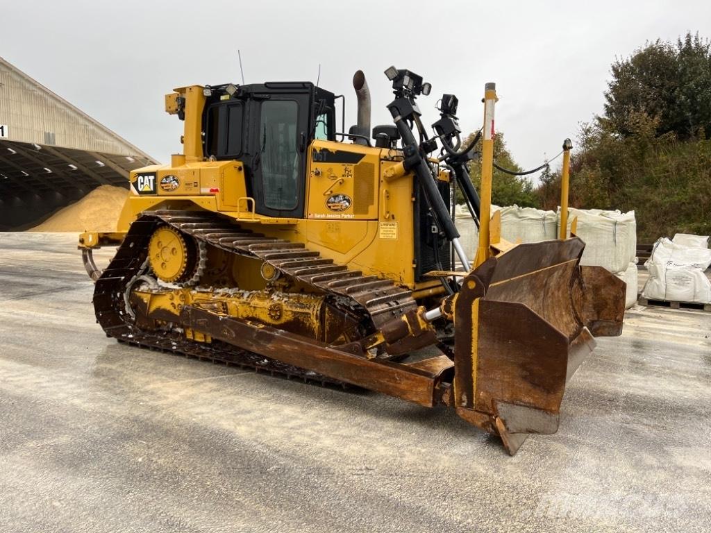CAT D 6 T LGP Pásové dozery