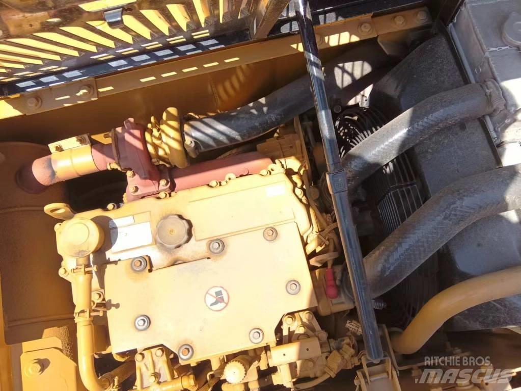 CAT 312D2GC Pásová rýpadla