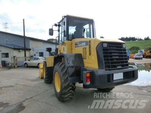 Komatsu WA100-5 Kolové nakladače