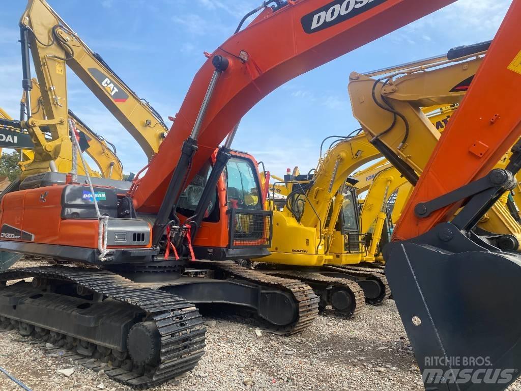 Doosan DX300LC-9C Pásová rýpadla