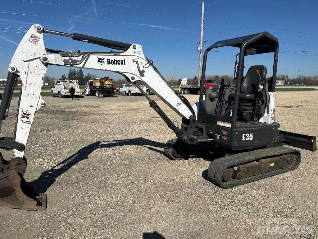 Bobcat E35 Mini rýpadla < 7t