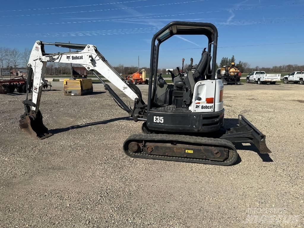 Bobcat E35 Mini rýpadla < 7t