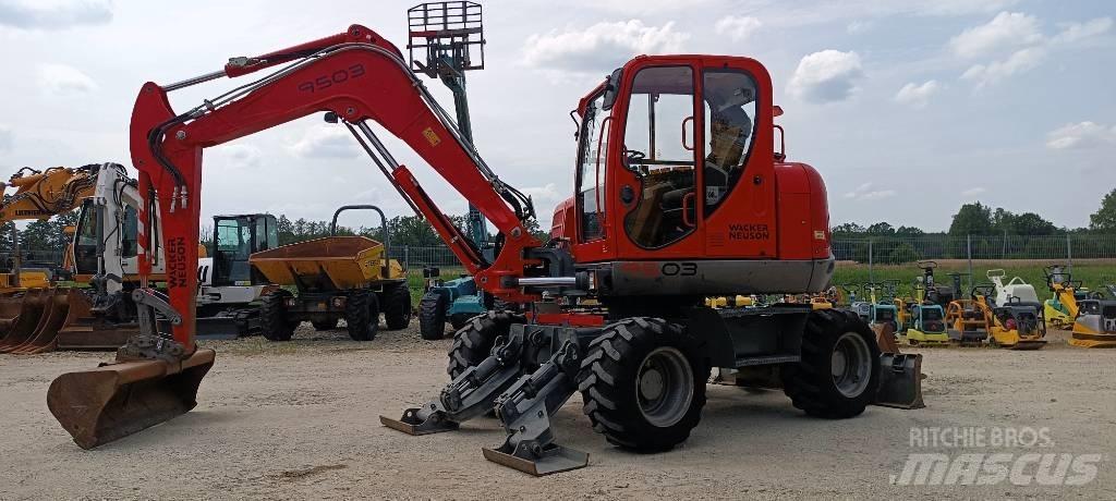 Wacker Neuson 9503 Kolová rýpadla