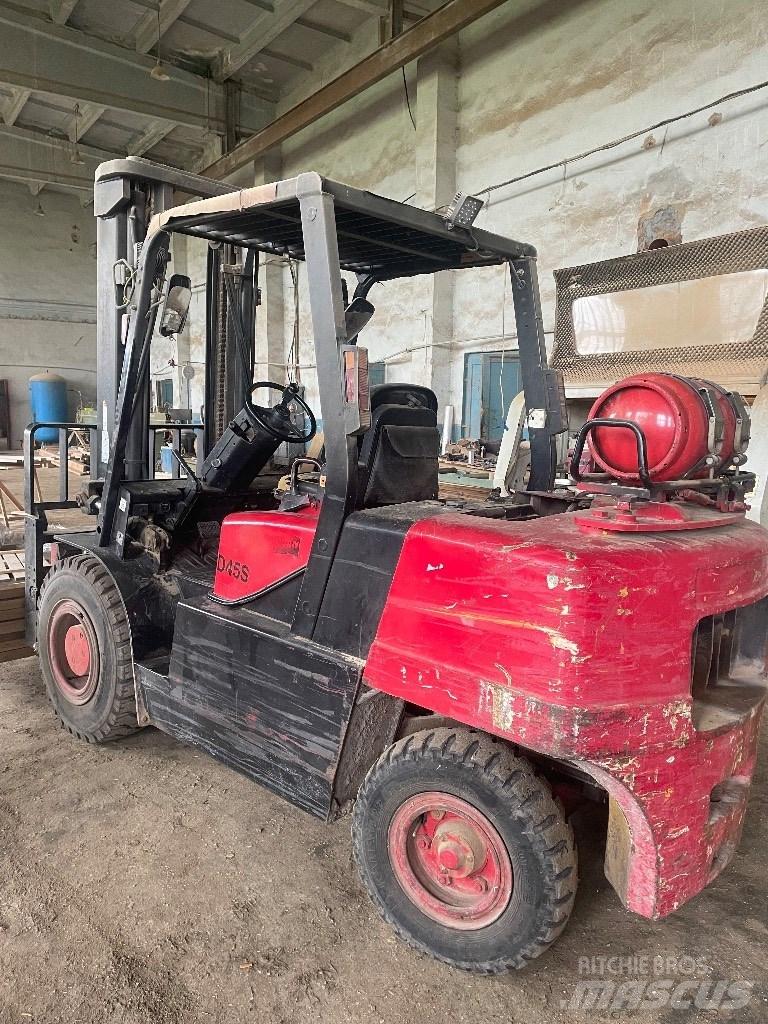 Doosan D 45 S-7 Manipulace s materiálem – ostatní