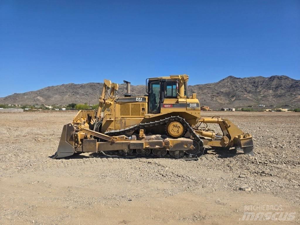 CAT D 8 R II Grejdry