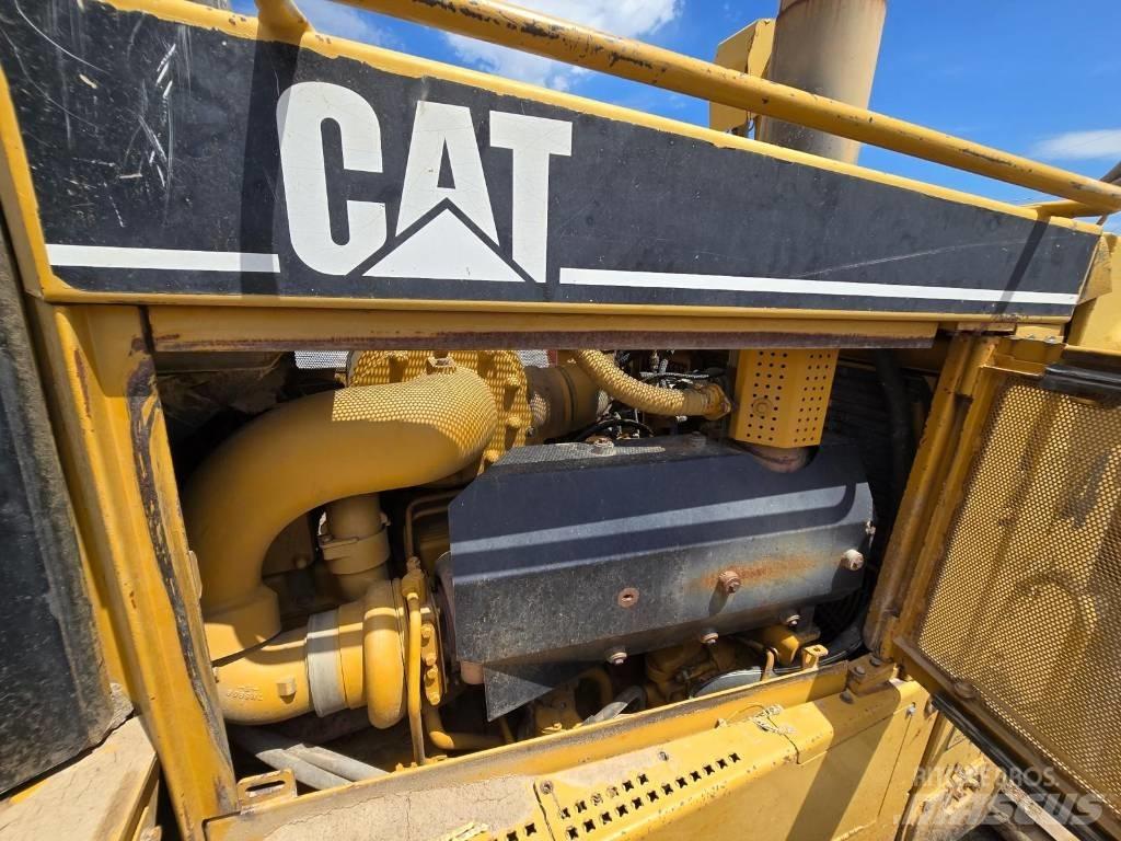 CAT D 8 R II Grejdry