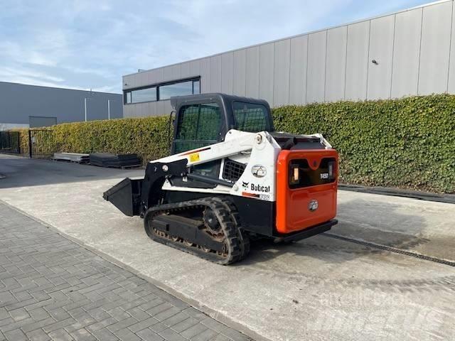 Bobcat T 450 Smykem řízené nakladače