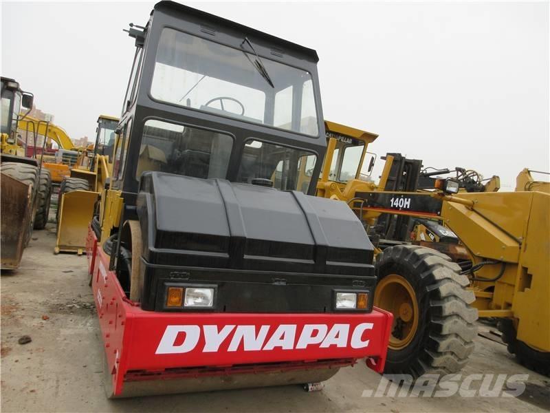 Dynapac CC 211 Tandemové válce