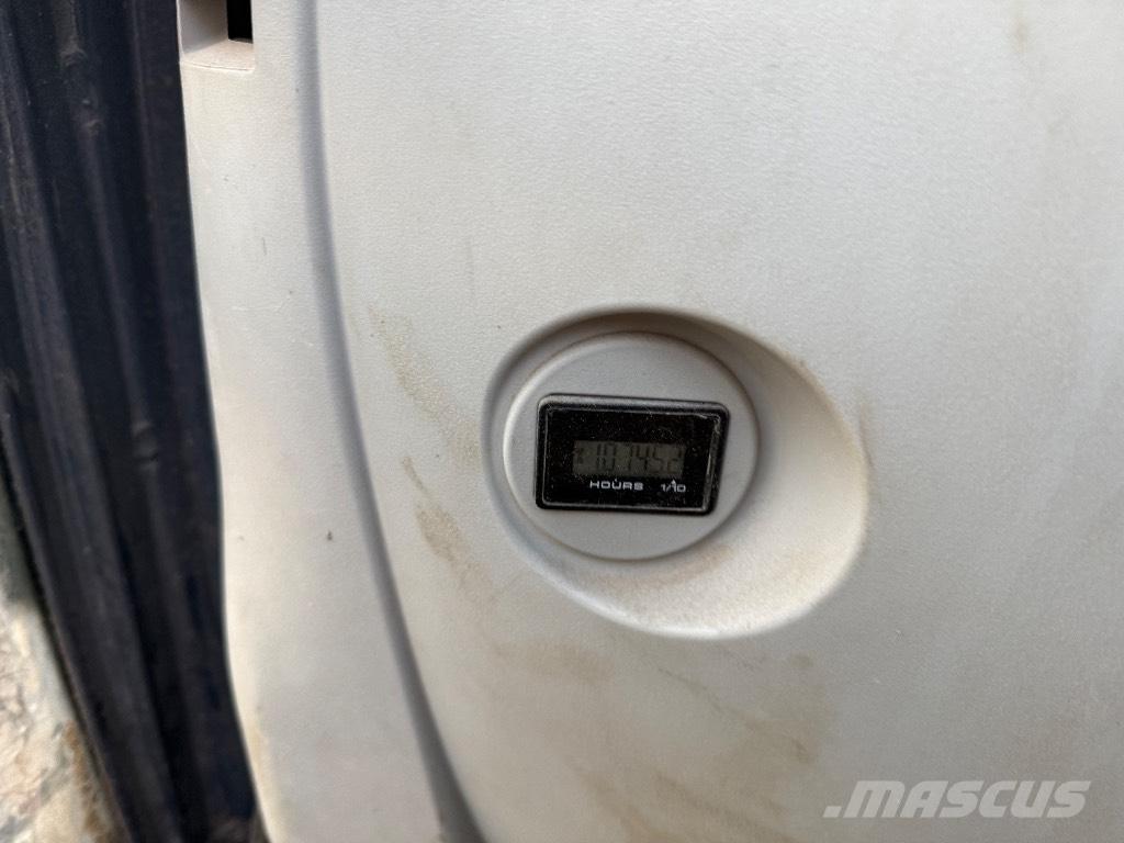 Kobelco SK 75 SR Midi rýpadla 7t - 12t