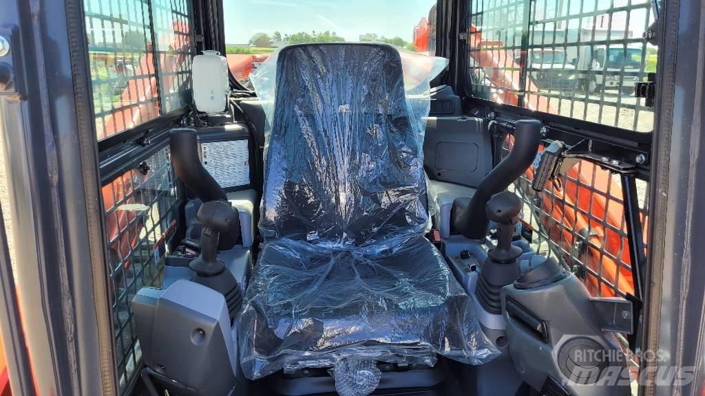 Kubota SVL97-2 Smykem řízené nakladače